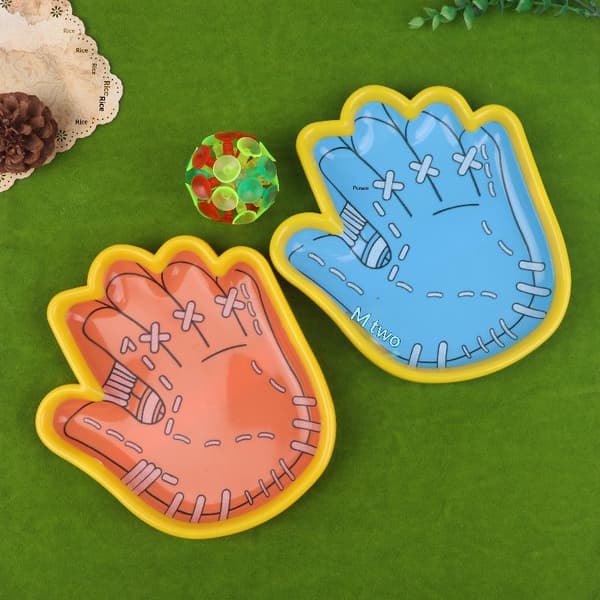 Klibbig bollkastningsspelset Basebollhandskeform Sugbollsleksak 3Pcs Balls