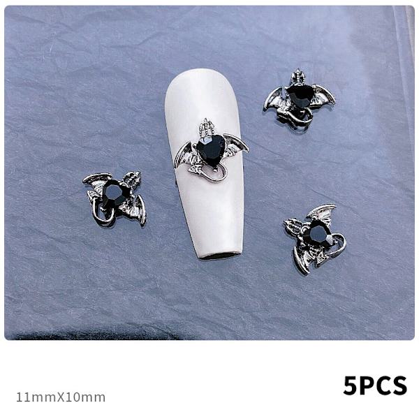 Tee itse nail art , 3d metalliseos, tumma kynsiristikkohämähäkki B