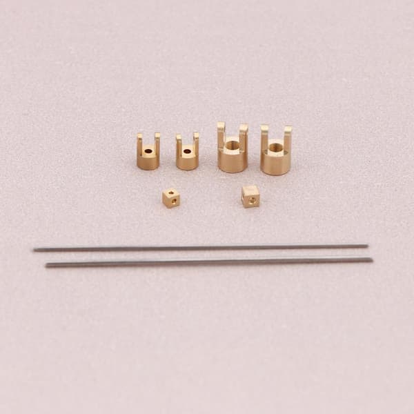 1Set Mini Universal OD 2mm/1mm Mässingskoppling Axel/Genomgående hål A2