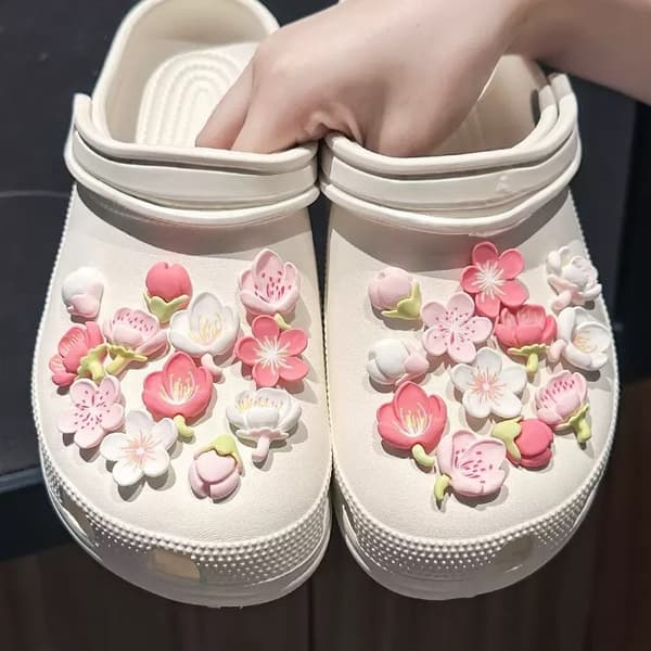 1 set körsbärsblomma skoberlocker träskor tillbehör DIY skodekoration A3