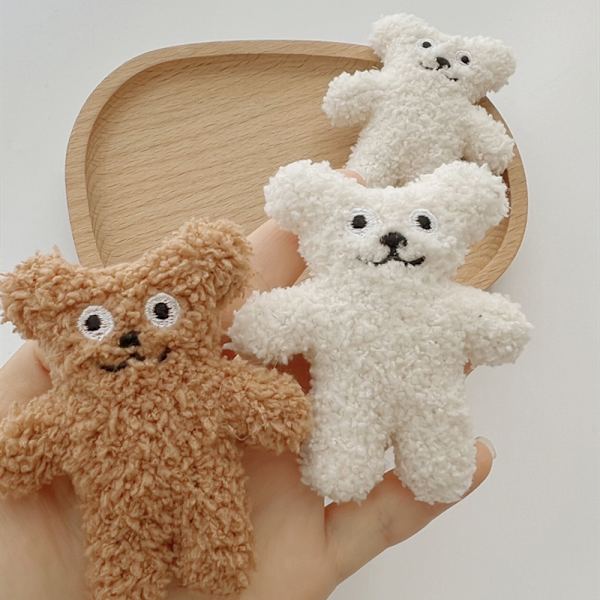 Ins Brosch Bean Bear Plush Doll e Cartoon Pin Skolväska Pendan Brown