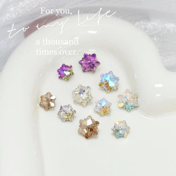 10 stk hjerteformet metalllegering rhinestone neglepynt fargerik 3d neglekunst sjarm hjerte skinnende neglekrystall diamanter