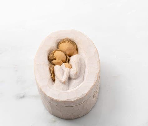 Udskåret håndmalet Keepsake Box(Embrace)