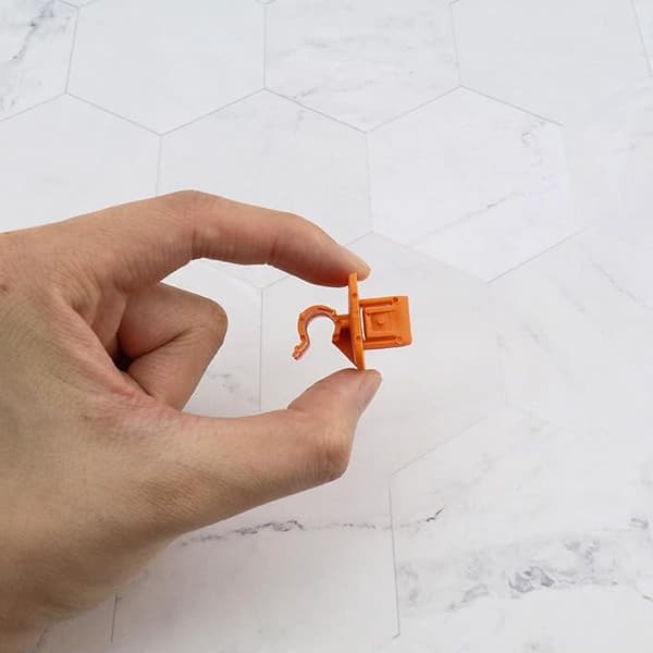 2 sæt plastik motorhjelm clips (brun)