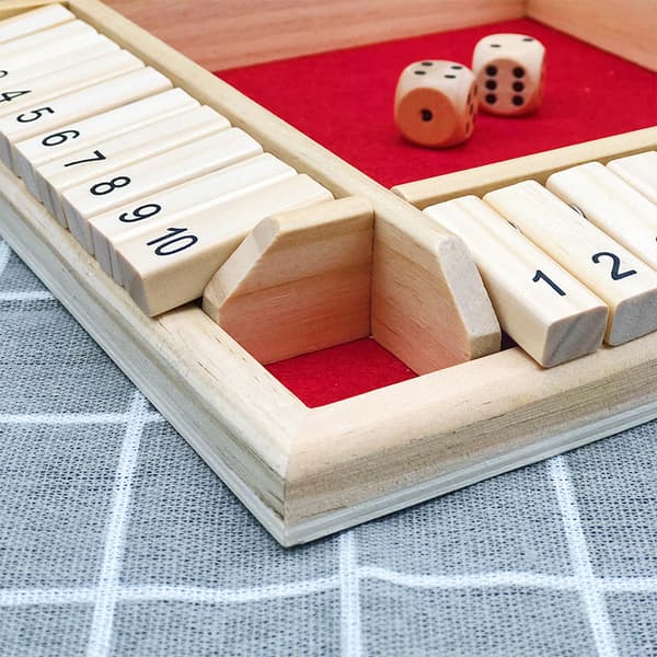 Puinen lautapeli, 4 pelaajan matematiikkapeli