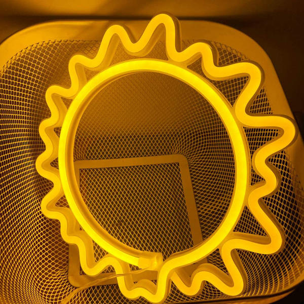 Auringon neonkyltti LED-neonvalo Yölamppu USB-akkukäyttöinen Led-neonvalokyltti Makuuhuoneen seinäkoriste (Keltainen)