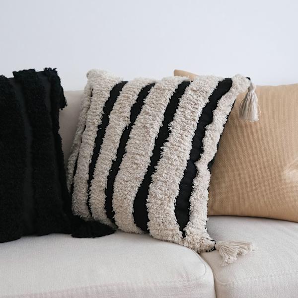 Koristeellinen tyynyliina hapsureunuksella, Boho Super Soft Tassel Pillo
