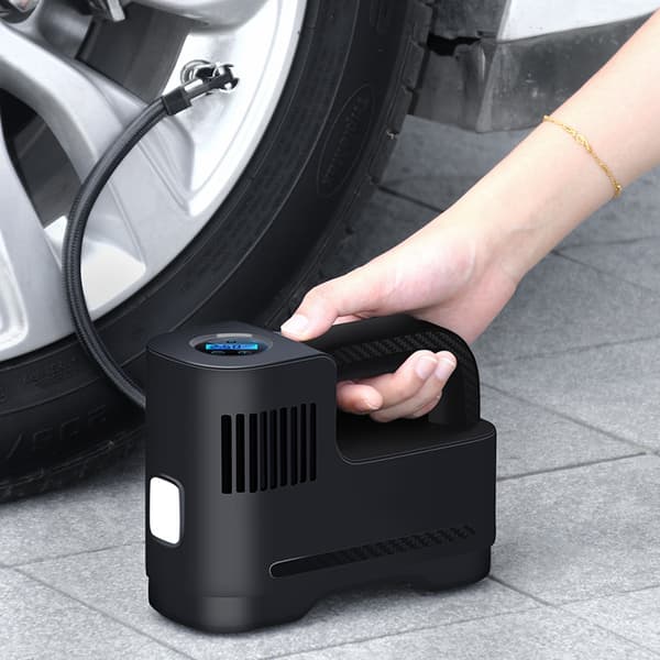 Bärbar multifunktionell däckpump för bil med 120W effekt och 25L/min luftflöde