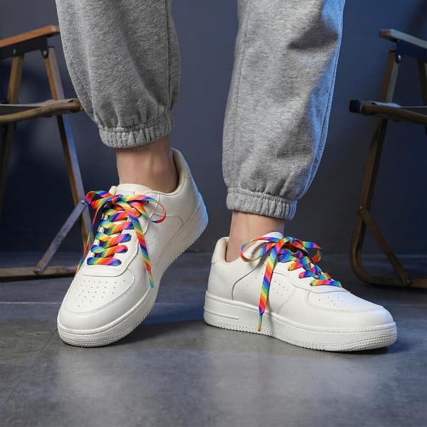 2 stk. regnbue-snørebånd, 120 cm flade stribede polyester-snørebånd til sneakers