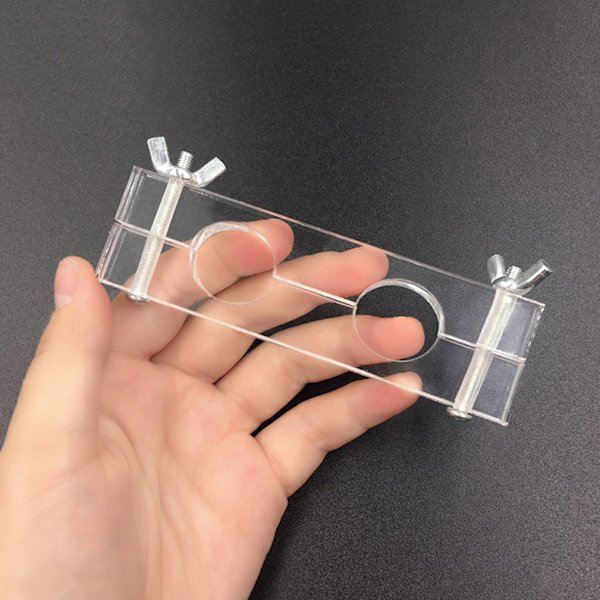Finger Escape Technique Tumme Magic Trick Trollkarl Närbild Rekvisita Jippon Prank Tool