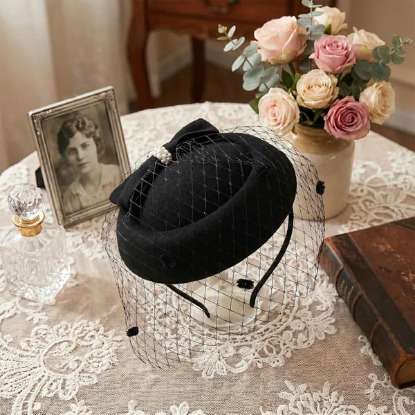 Dames Pillbox Fascinator-hat med slør-hårbøjle til bryllup og teselskab