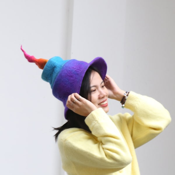 Handgjord ullfilthatt Regnbågsgradient Färgglad hatt Wizard's Hat