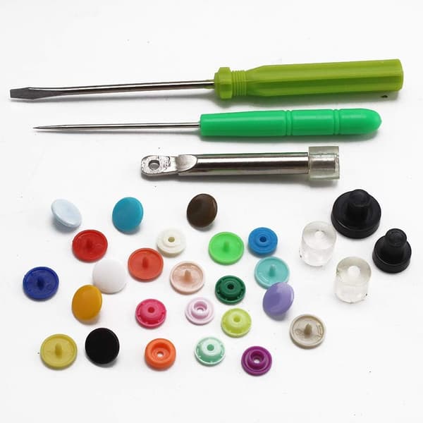 360 set T5 12 mm plasttryckknappar med tångkit för sömnad och pyssel