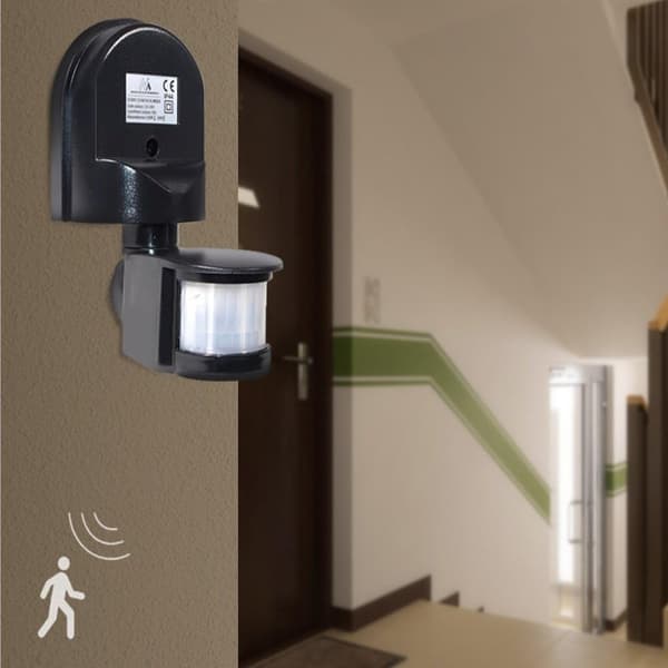 PIR-rörelsesensorbrytare, 5-12 m räckvidd, 180° detektering, IP44, 220-240V AC