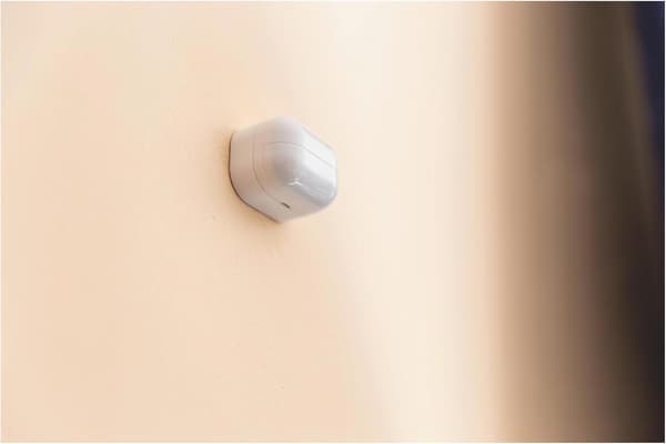2-pack Bluetooth-rörelsesensorer, 9 m räckvidd, 120° detektering med LUX-sensor