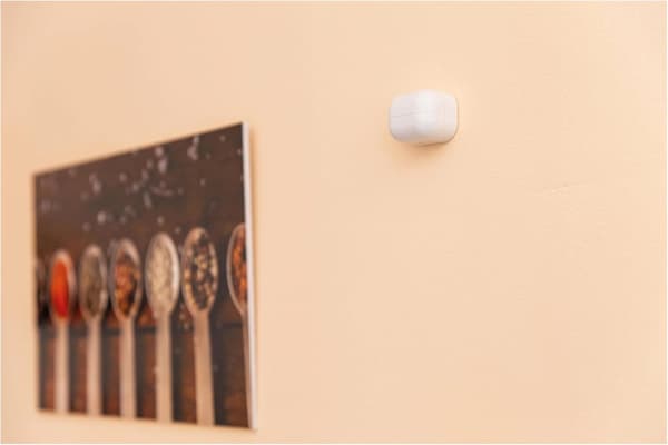 2-pack Bluetooth-rörelsesensorer, 9 m räckvidd, 120° detektering med LUX-sensor