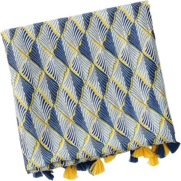 Lätt damscarf med lövmönster, tofsar och sjal