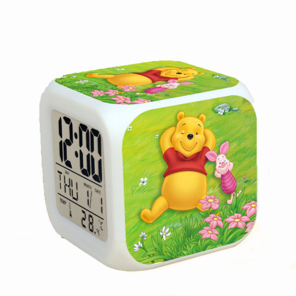Digital LED-väckarklocka för barn Nalle Puh Nattlampa Glödande skrivbordsklocka med termometer