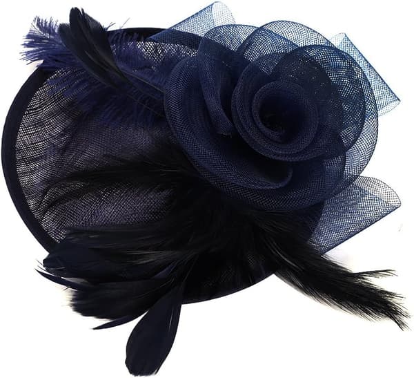 Marineblå fjer-fascinatorhat med mesh-blomsterslør til bryllup og teselskab