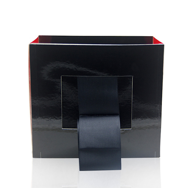 Tom Box Into Silk Scarf Magic Trick Trollkarl Närbild Rekvisita Jippon Prank Tool