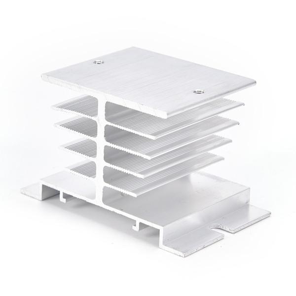 Alumiininen jäähdytyselementti SSR Solid State Rele Pieni lämmönpoisto Silver 1pc