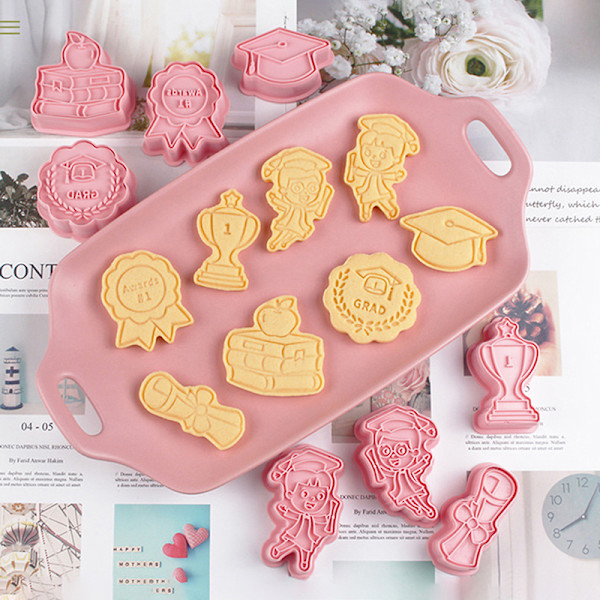 8 stk. Tillykke med eksamen Cookie ter Biscuit Form Press Plast Red one size