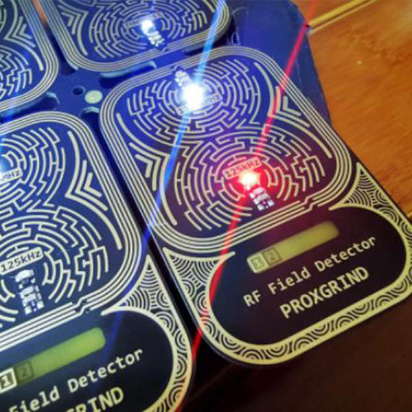 Liten bärbar dubbelfrekvens RFID-fältdetektor från Proxgrind Muticolor one size