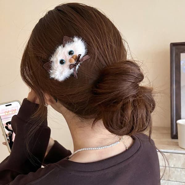 Plysch hårklämma oval form e tecknad sidoluggklämmor Kawaii Ha A2