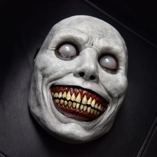 Uhyggelig Halloween-maske Smilende demoner Skrekkansikt maskerer ondskapen White A1