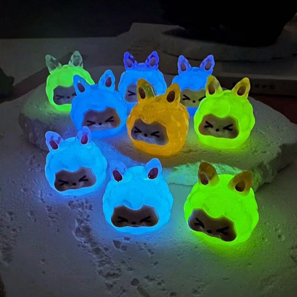 10 st Mini Luminous Trädgårdsdekorationer Resinfigurer Miniatyr A