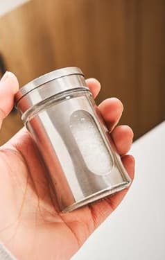 Sett med 2 90ml krydderglass i rustfritt stål - Med innsyn og 3 strømoduser