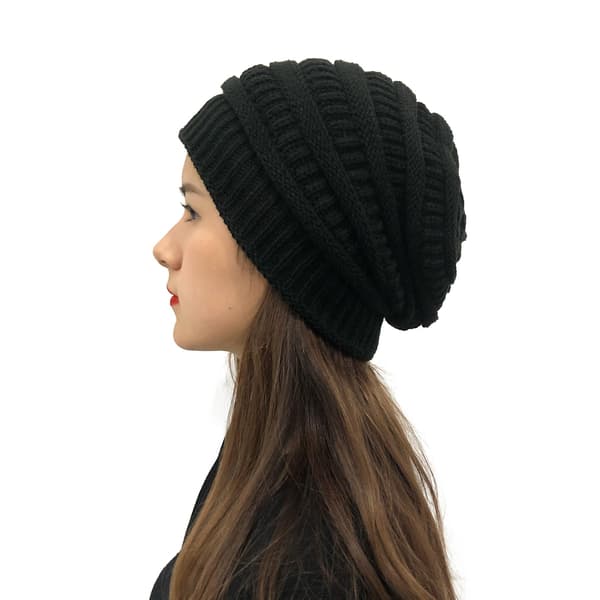 Stickade Vintermössor för Kvinnor, Sidenfodrad Chunky Mössa Mjuk Stretch Kabelstickad Varm Slouchy Mössa Deep Gray