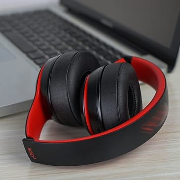 2 stk. (sorte) Øreputer Erstatning for Beats Solo 2 & Solo 3 Trådløse On-Ear Hodetelefoner, Øreputer med Mykt Proteinlær, Økt Tykkelse