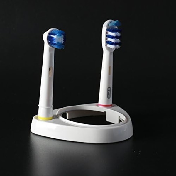 Sopii Oral-B sähköhammasharjan pään kolmiotuella