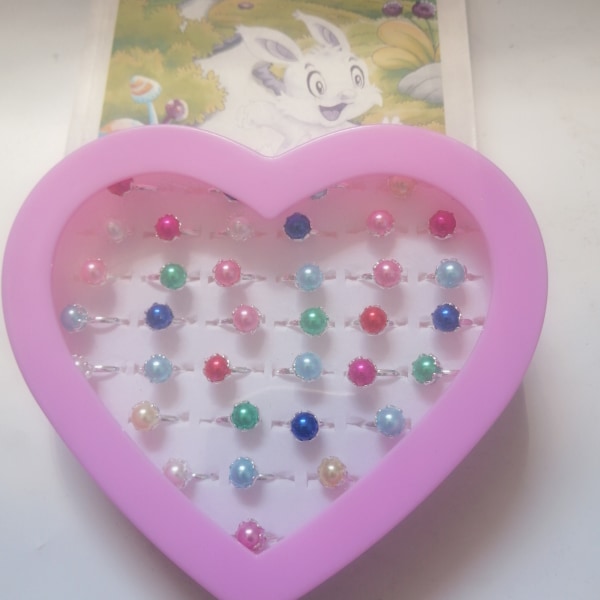 36 st (enkel pärlstil) Justerbara ringar för liten flicka i kartong, set för barn med hjärtformad case, flicka låtsaslek och