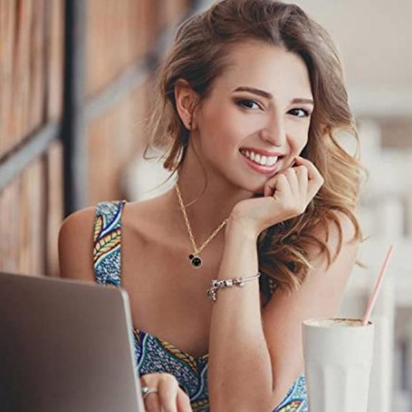Smiley Face Halskjeder, Paperclip Kjede Søt Rundt Rustfritt Stål Smilefjes Anheng Gull Y2k Halskjede For Kvinner Jenter Red