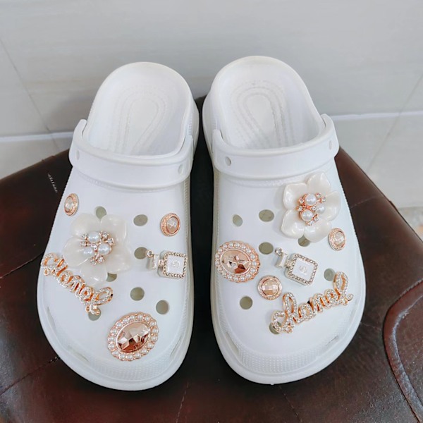 Eksklusive sko 12 stykker krystal diamant sko Clog sandal dekoration, rhinestone blomster designer søde smykker sko tilbehør, kvinders fødselsdag g