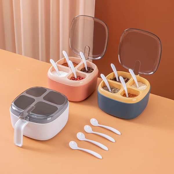 Set med fyra brickor med skedar och lock — 4-i-1 plastkryddlåda för kök — Starkt PP-material av livsmedelskvalitet för att bevara smak — damm