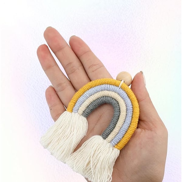1 Pack Regnbågshänge i spets med träpärlor (gul) för väggbilsdekor.