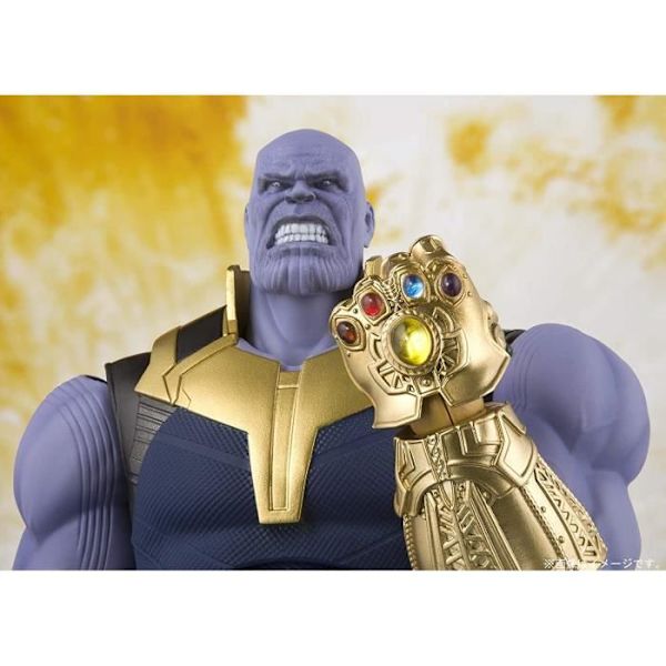S.H. Figuarts Avengers Infinity War Thanos 19 cm actionfigur