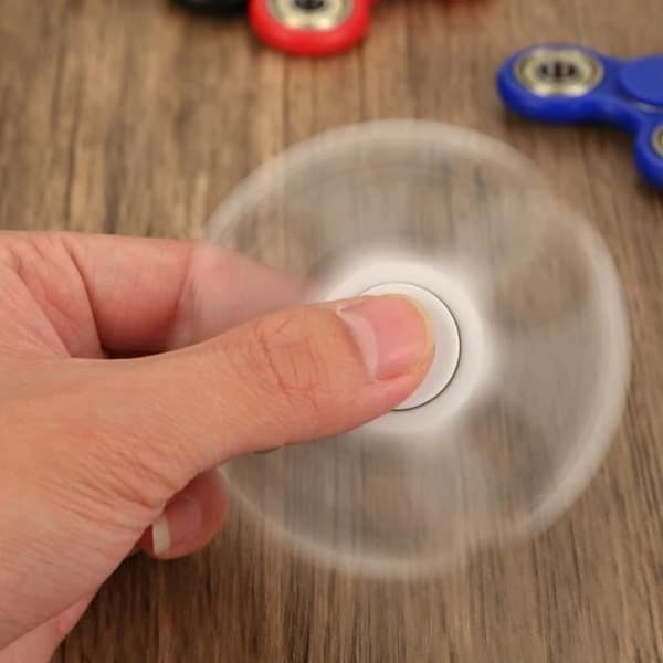 Fidget Spinner LTY - Tri-Spinner til barn eller voksen - Ultrahurtige lejer - Hvid Vit