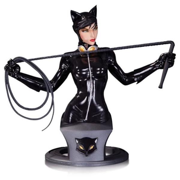 DC Comics Super Heroes -rintakuva Catwoman 16 cm