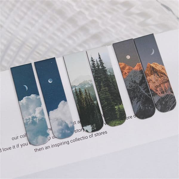 2 kpl Kirjanmerkkejä magneetilla C C