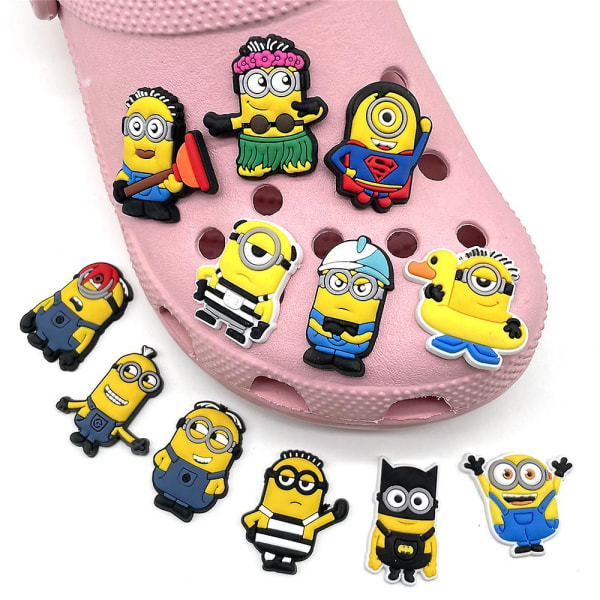 12 st Minions Despicable Me skosmycken för Clog Croc skor DIY dekoration sandaler accessoarer fans barn vuxna festgåvor