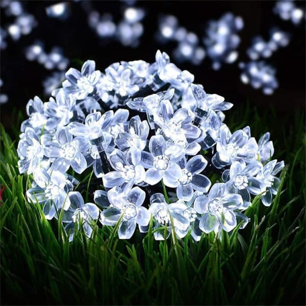 Solcellelyskjede utendørs blomster, 7m 50 LED solcellelyskjede