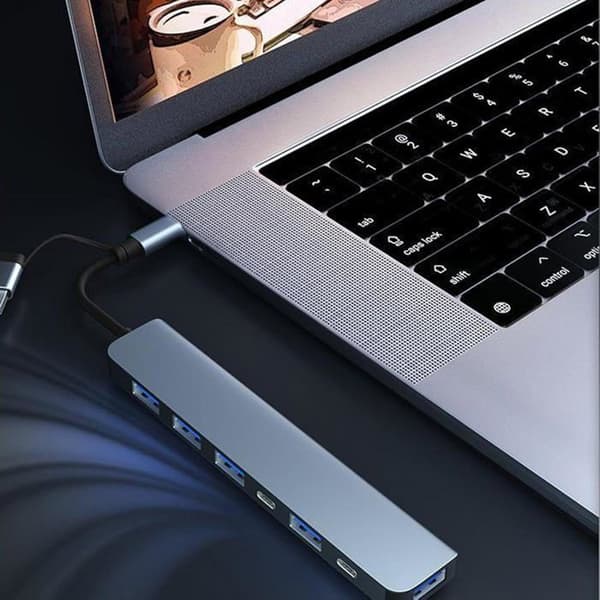 2-porters USB-C dokkingstasjon. Høyhastighets dataoverføring, multifunksjonell laptop-hub