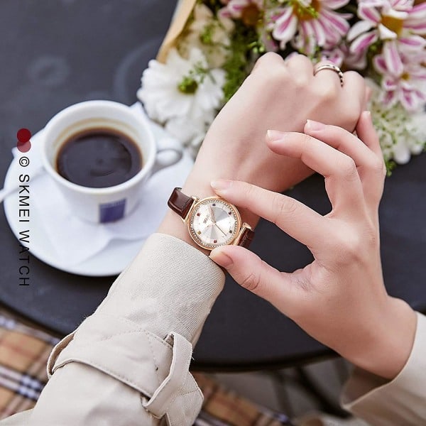 Elegant Kvarts Armbandsur i Läder, Vattentätt brown