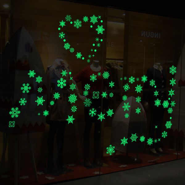 Kirkas lumihiutale joulupäivän sähköstaattinen tarra lasille