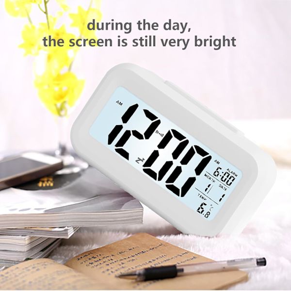 12/24 timmars digital väckarklocka sängbordsklocka med bakgrundsbelyst LCD-skärm datum kalender och temperaturvisning (vit