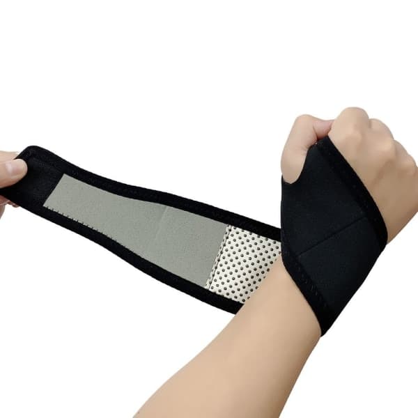 1 par håndledsstøtte red no fever-no fever